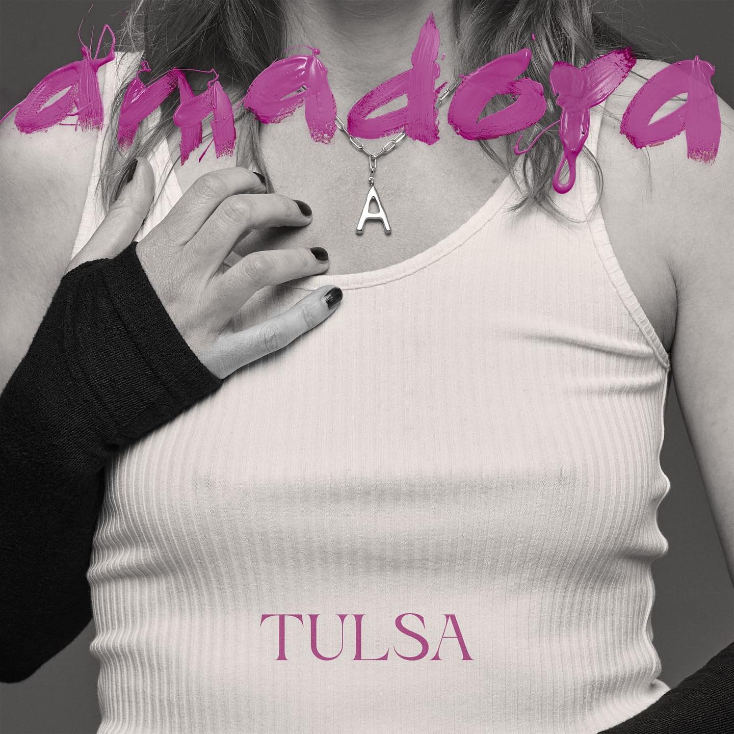Culturaencadena.com Entrevista en Exclusiva a TULSA (Miren Iza), con motivo del lanzamiento de su nuevo trabajo, &quot;AMADORA&quot;